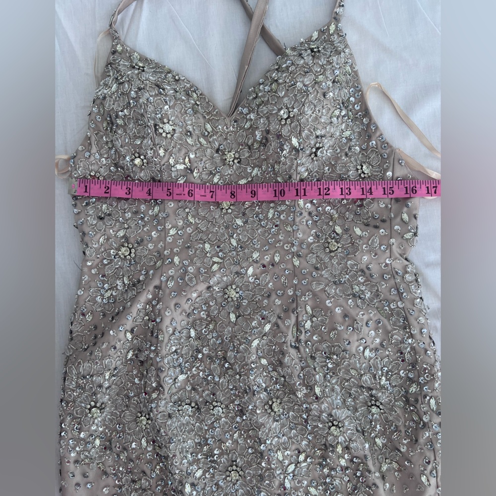 JVN by Jovani Blush and Silver Beaded V-Neck Cocktail Dress - Picture 5 of 7